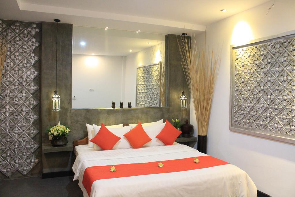 Fancy Boutique Villa Hotel Siem Reap Exteriör bild