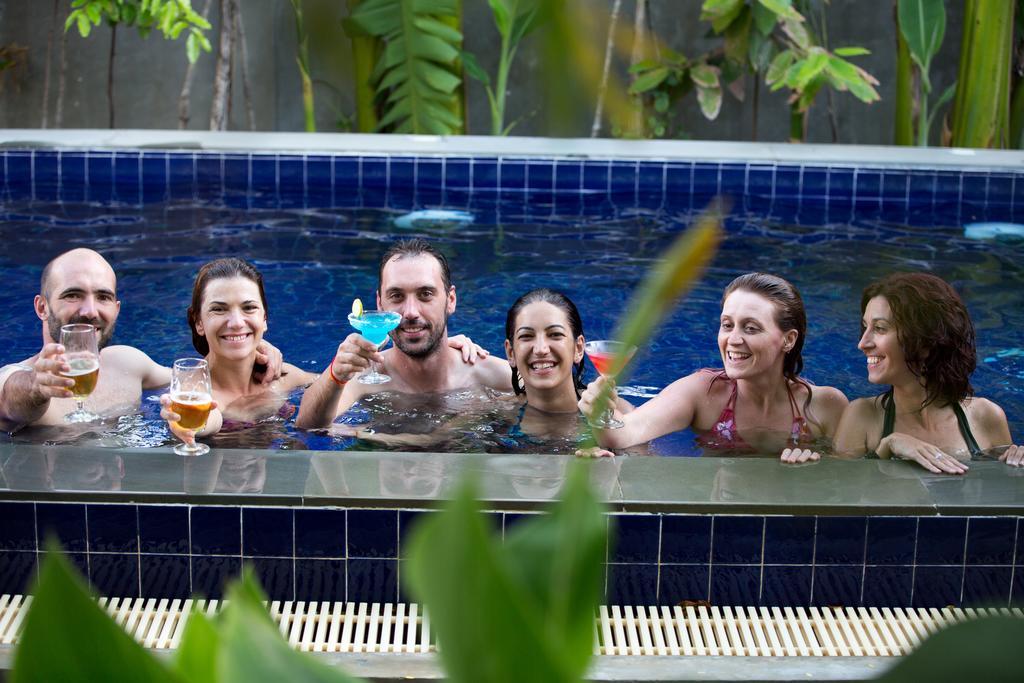 Fancy Boutique Villa Hotel Siem Reap Exteriör bild