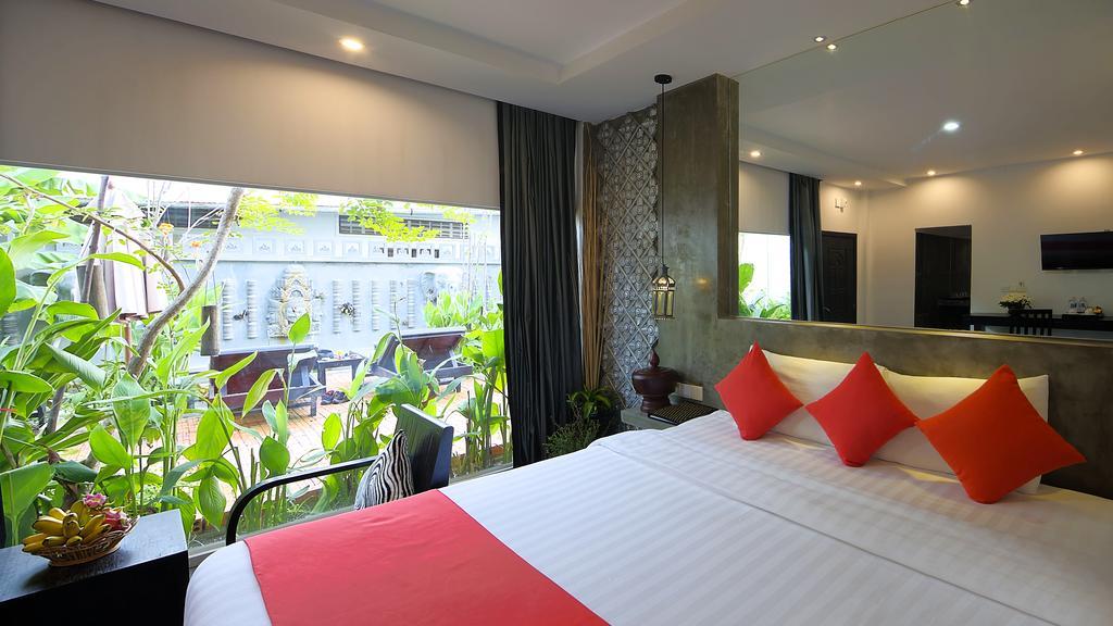 Fancy Boutique Villa Hotel Siem Reap Exteriör bild