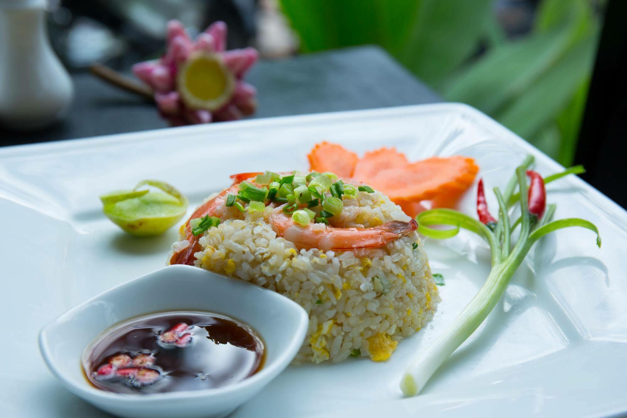 Fancy Boutique Villa Hotel Siem Reap Exteriör bild
