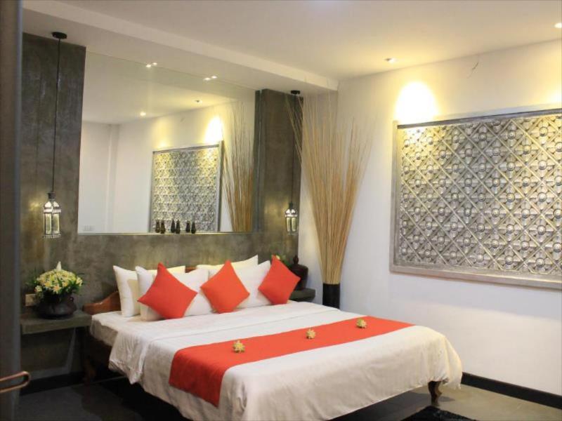 Fancy Boutique Villa Hotel Siem Reap Exteriör bild